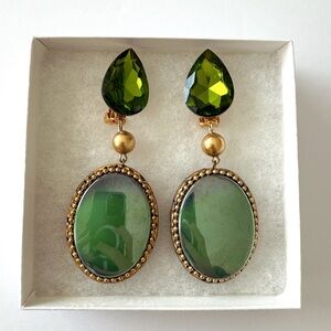 Vintage 60’s Green Oval & Gold Clip-on Dangle Earrings